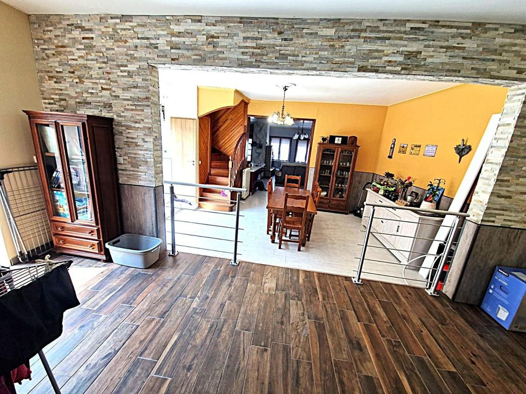 Achat maison à vendre 3 chambres 125 m² - Avesnes-le-Comte