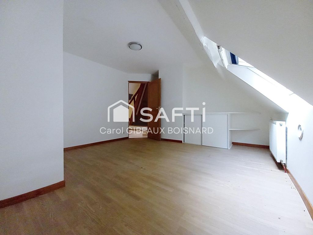 Achat maison à vendre 4 chambres 125 m² - Cloyes les Trois Rivières