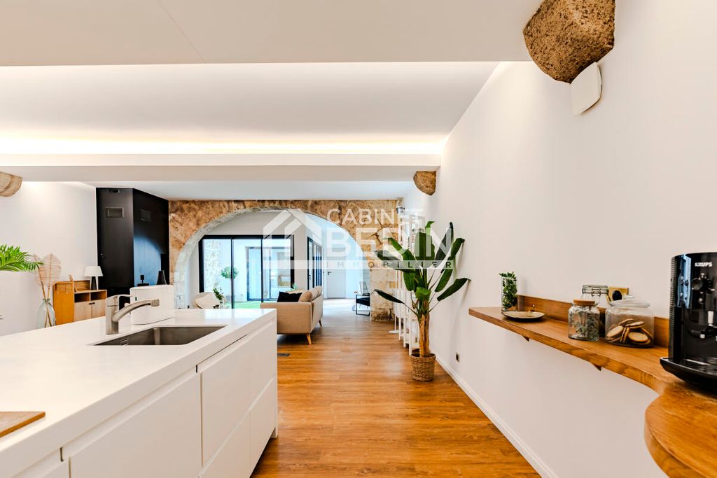 Achat loft à vendre 4 pièces 157 m² - Bordeaux