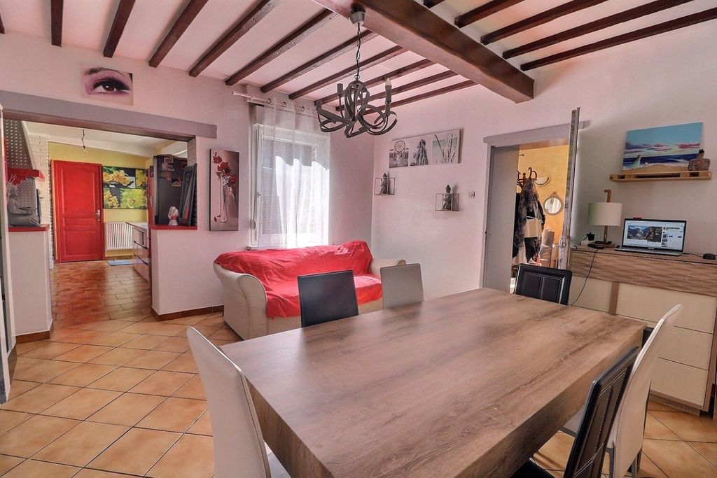 Achat maison à vendre 3 chambres 105 m² - Solesmes