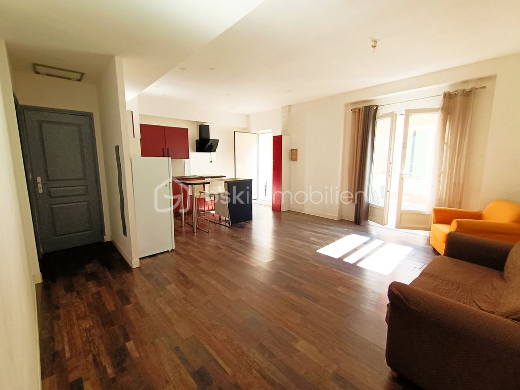 Achat appartement à vendre 3 pièces 70 m² - Vidauban