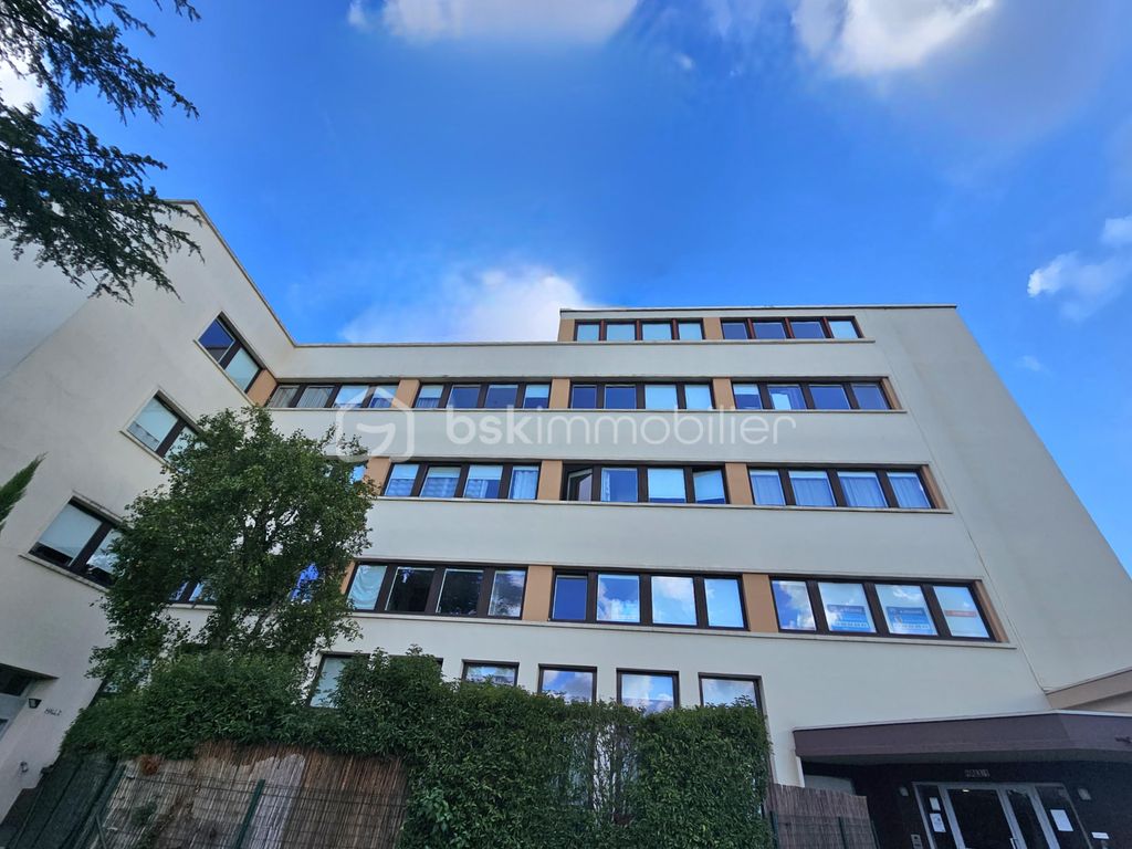 Achat appartement à vendre 2 pièces 57 m² - Fontenay-aux-Roses