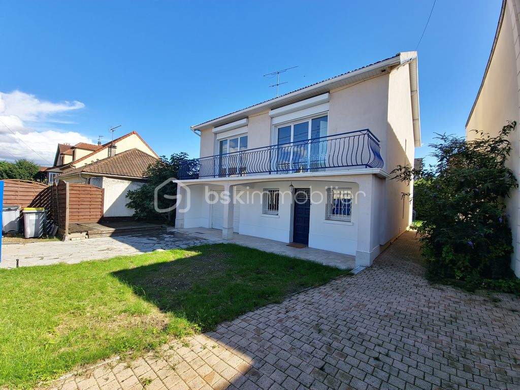 Achat maison à vendre 5 chambres 150 m² - Tremblay-en-France