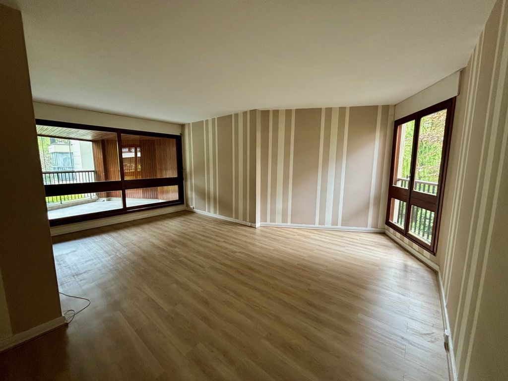 Achat appartement à vendre 4 pièces 75 m² - Le Chesnay