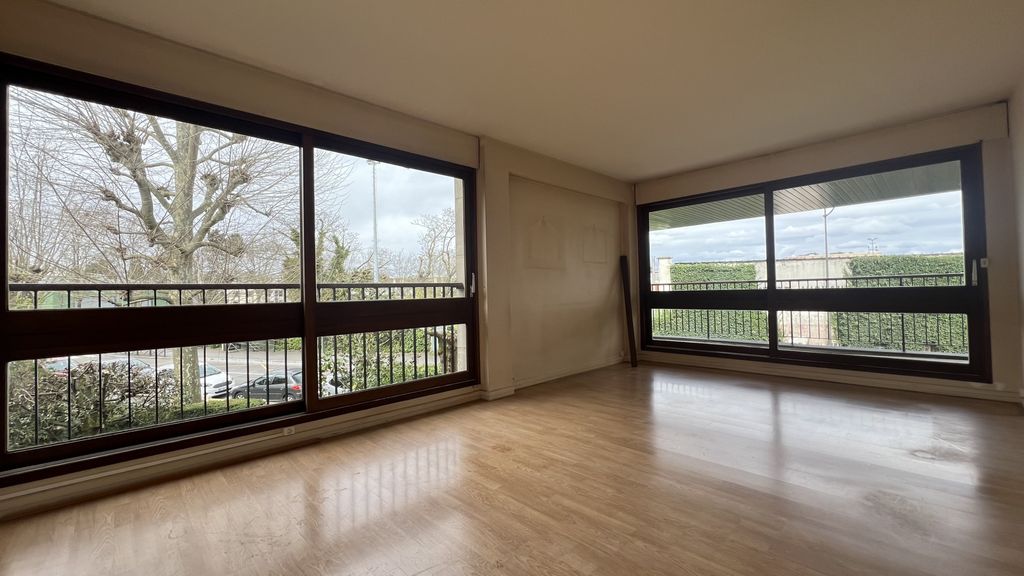 Achat appartement à vendre 4 pièces 74 m² - Le Chesnay