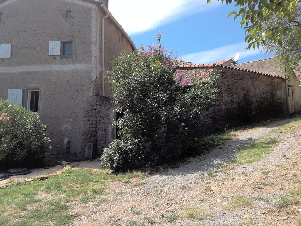 Achat appartement à vendre 5 pièces 174 m² - Saint-Florent-sur-Auzonnet