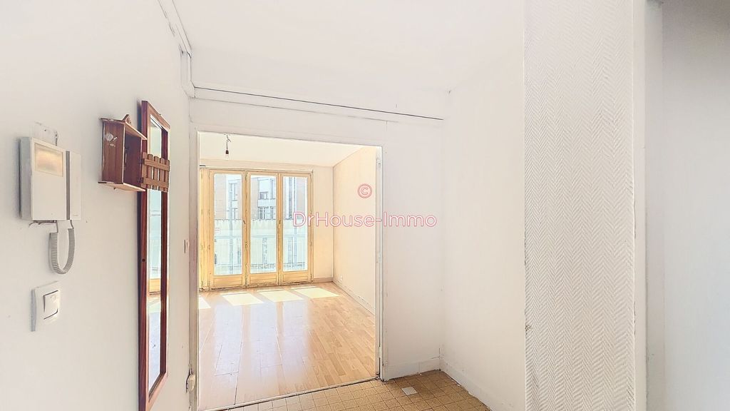 Achat appartement à vendre 4 pièces 68 m² - Saint-Étienne