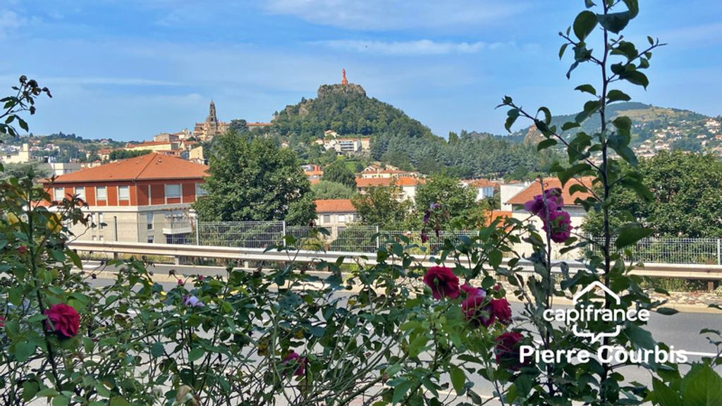 Achat maison à vendre 3 chambres 123 m² - Le Puy-en-Velay