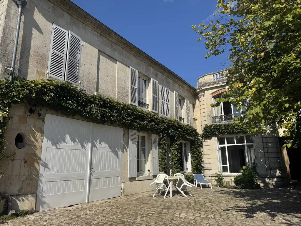 Achat maison à vendre 6 chambres 350 m² - Villers-Cotterêts