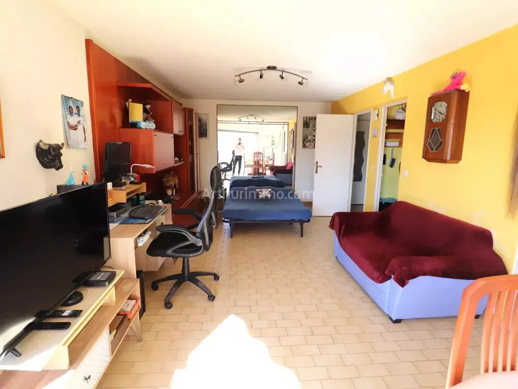 Achat appartement à vendre 2 pièces 56 m² - Le Grau-du-Roi