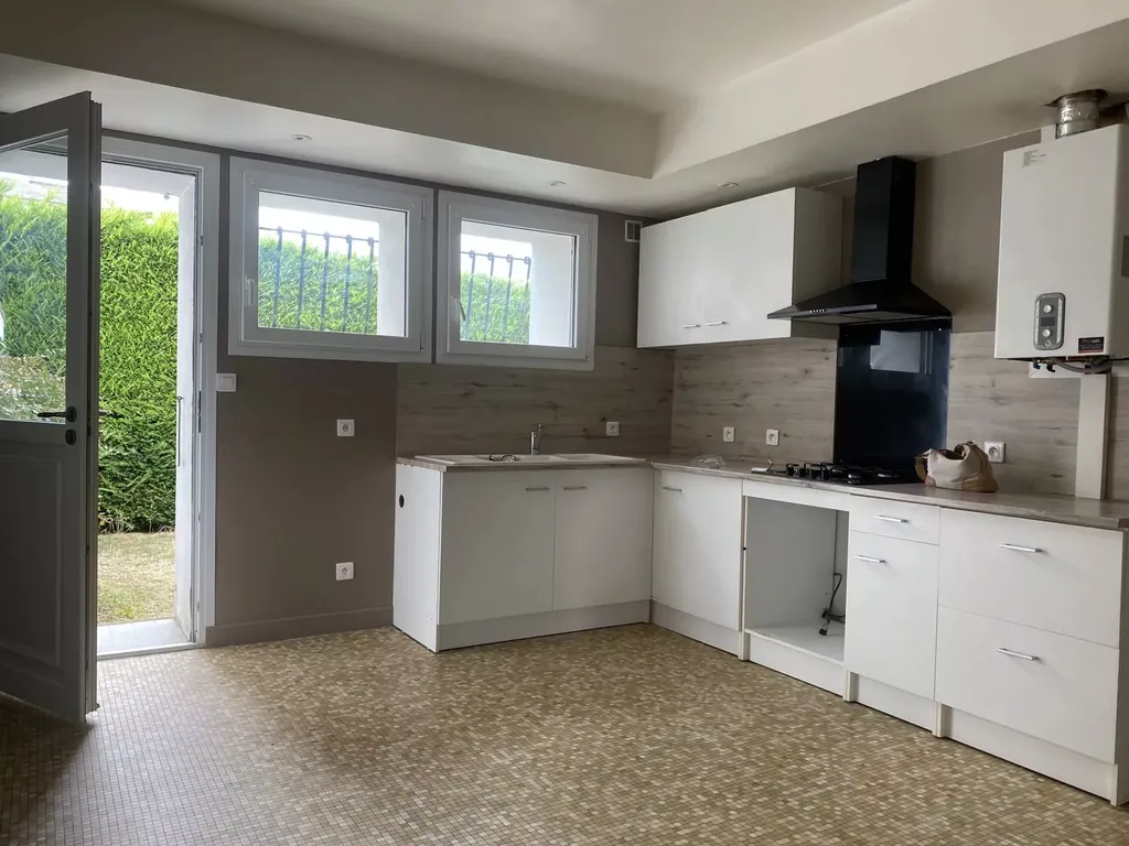 Achat maison à vendre 2 chambres 80 m² - Varennes-Vauzelles