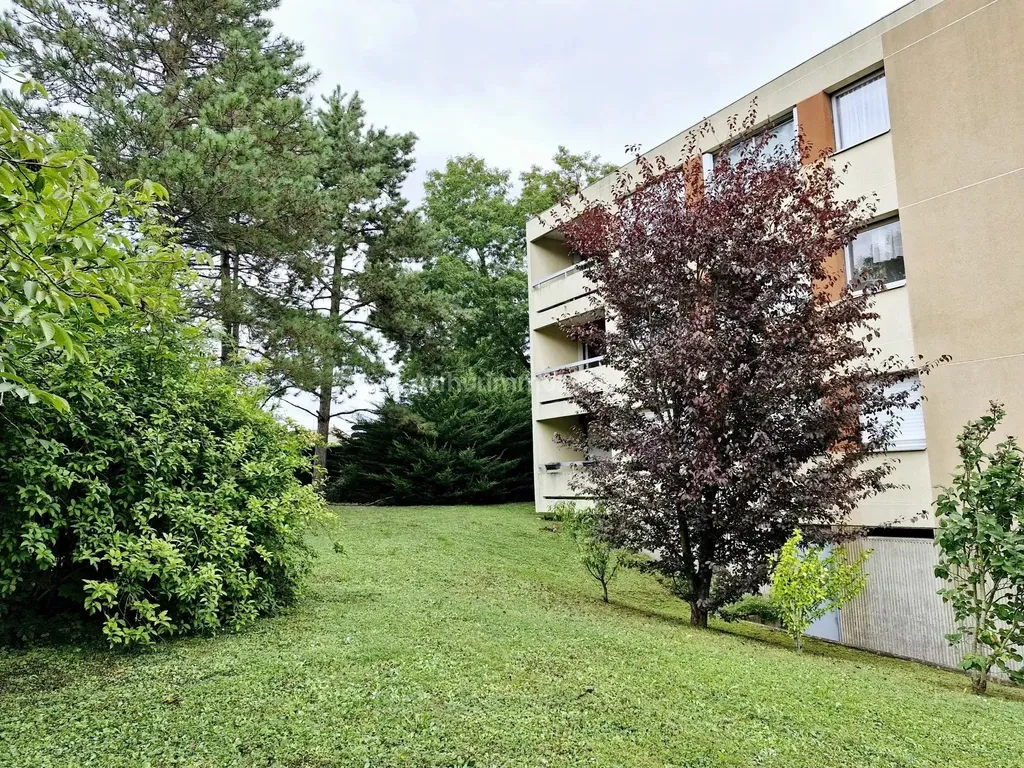 Achat appartement à vendre 2 pièces 47 m² - Saint-Fargeau-Ponthierry