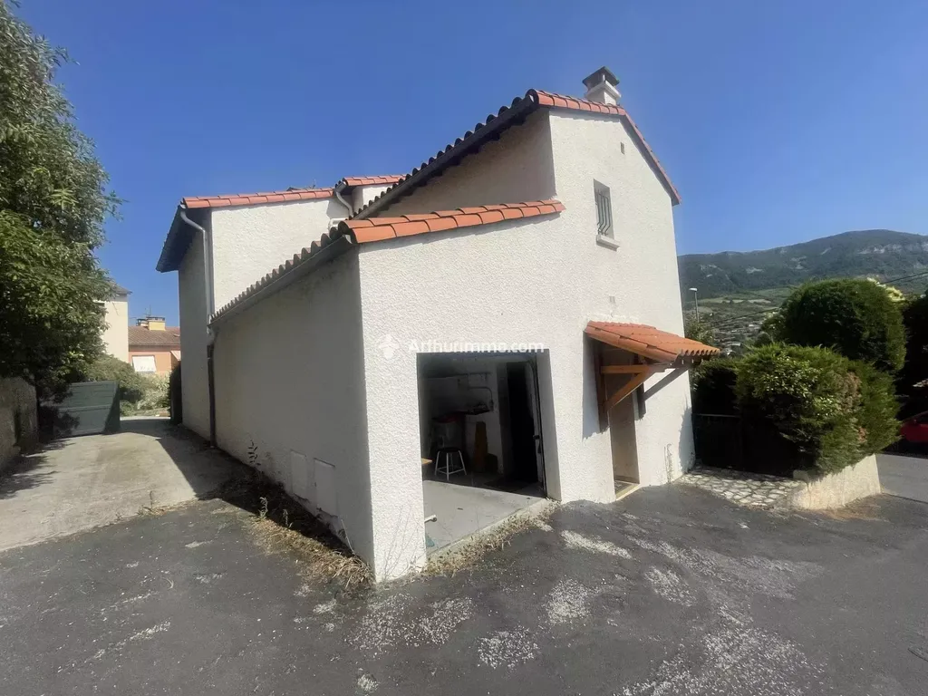 Achat maison à vendre 4 chambres 127 m² - Millau