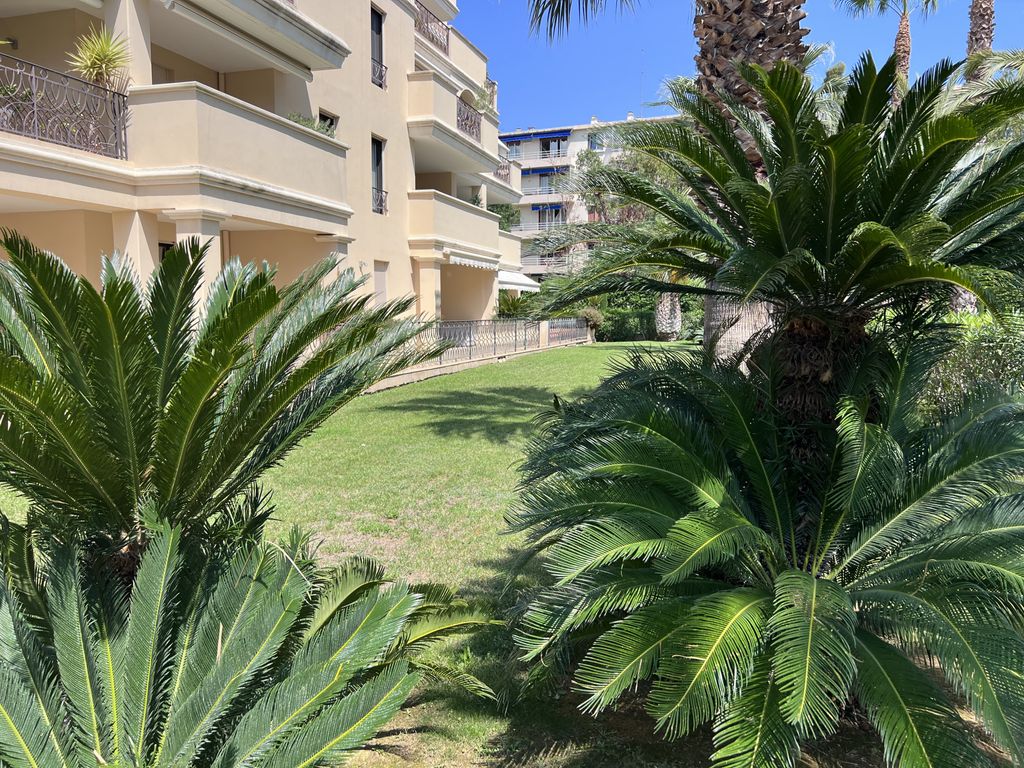 Achat appartement à vendre 4 pièces 103 m² - Hyères