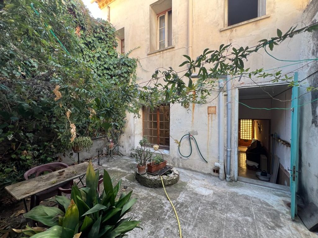 Achat maison à vendre 2 chambres 79 m² - Nîmes