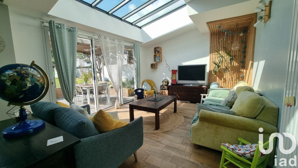 Achat maison à vendre 4 chambres 127 m² - Saint-Sébastien-sur-Loire