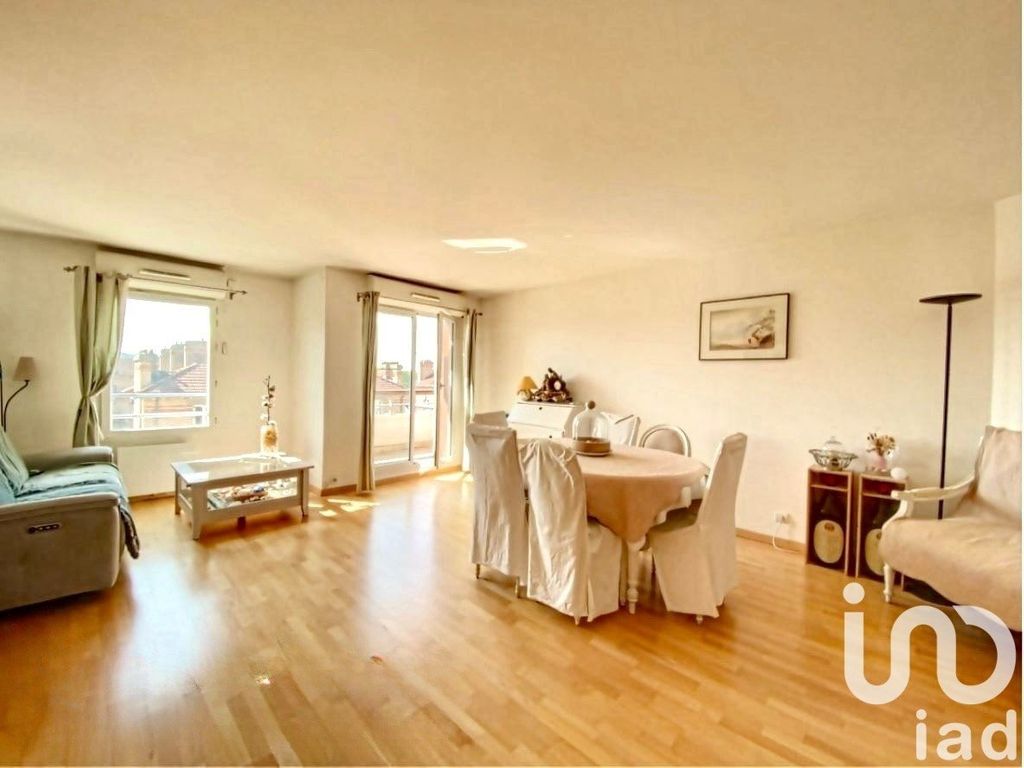 Achat appartement à vendre 5 pièces 105 m² - Suresnes