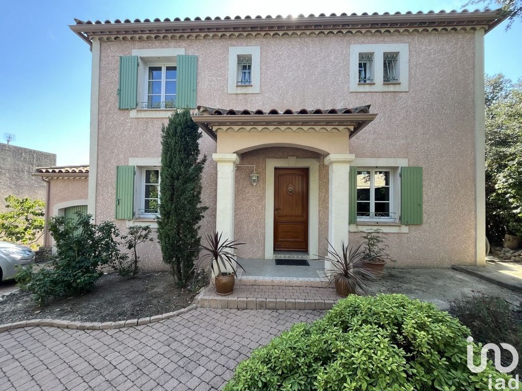 Achat maison à vendre 4 chambres 120 m² - Nîmes