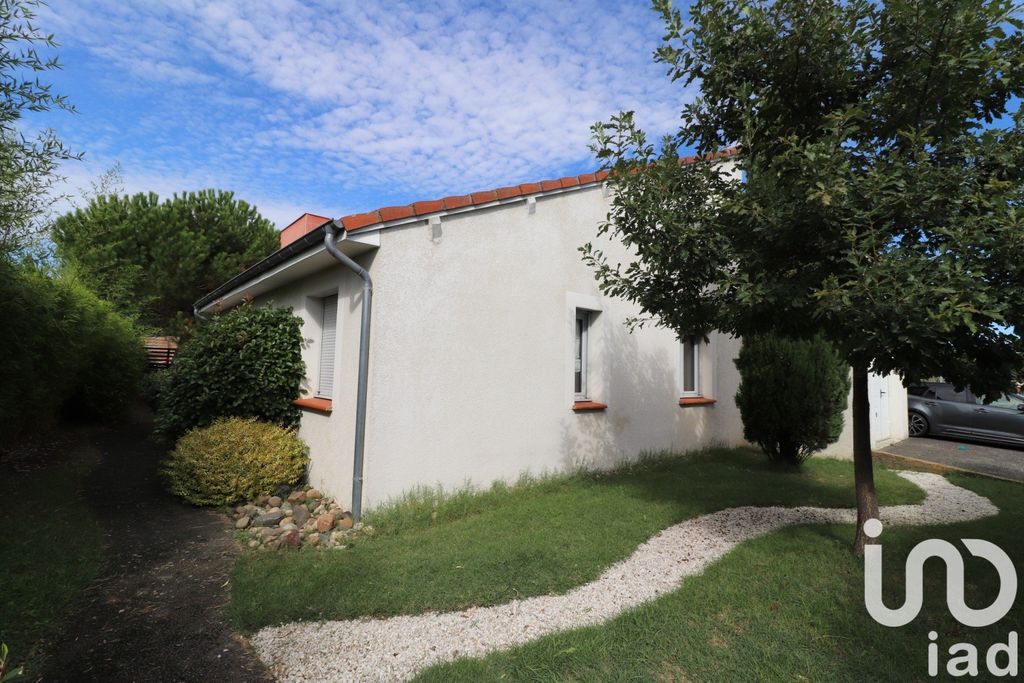 Achat maison à vendre 4 chambres 168 m² - Pont-du-Château