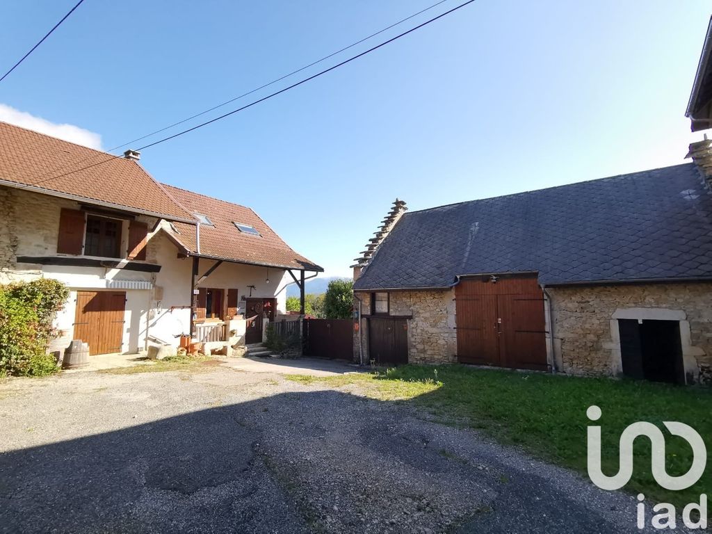 Achat maison à vendre 4 chambres 150 m² - Contrevoz