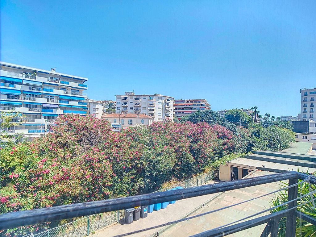 Achat studio à vendre 29 m² - Cannes