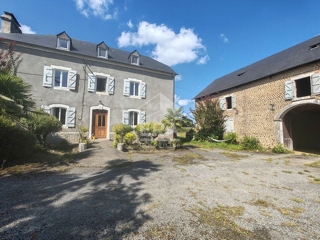 Achat maison à vendre 3 chambres 250 m² - Saint-Castin