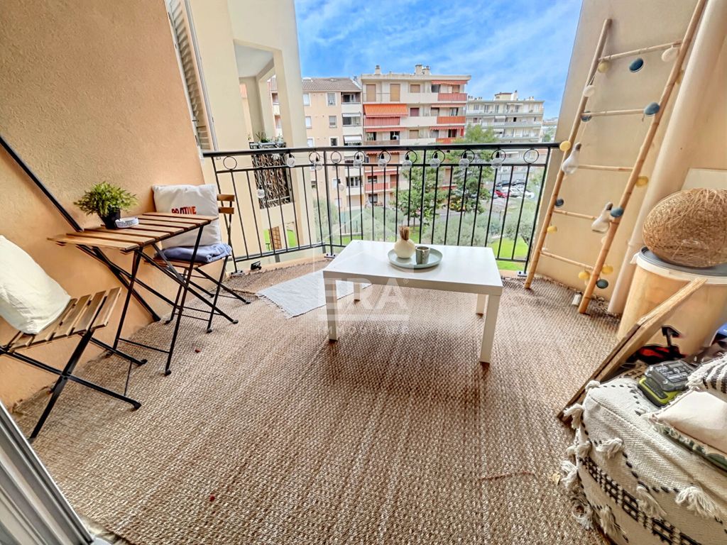 Achat appartement 2 pièce(s) Cagnes-sur-Mer