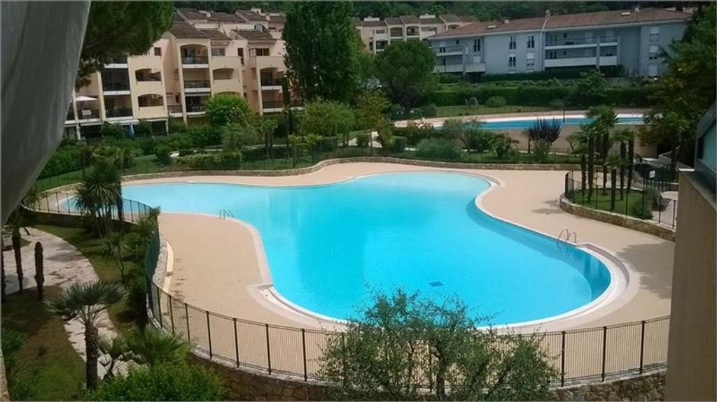 Achat appartement à vendre 3 pièces 55 m² - Mougins