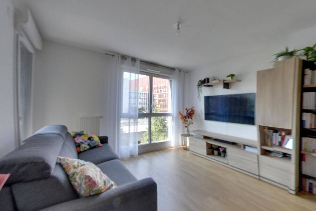 Achat appartement à vendre 3 pièces 62 m² - Romainville