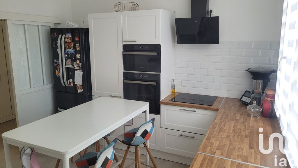 Achat appartement à vendre 5 pièces 97 m² - Toulon