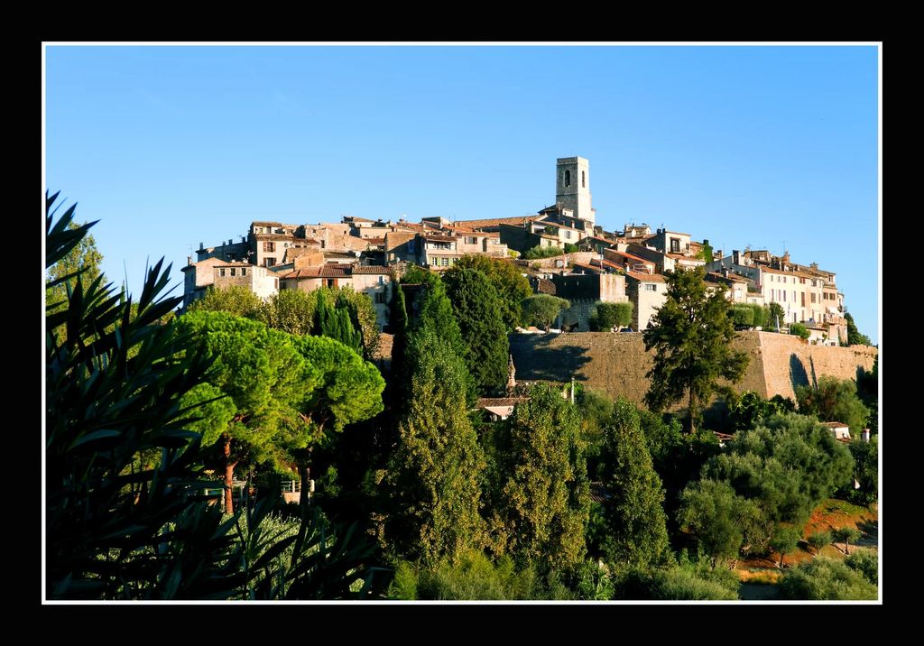 Achat appartement à vendre 5 pièces 180 m² - Saint-Paul-de-Vence