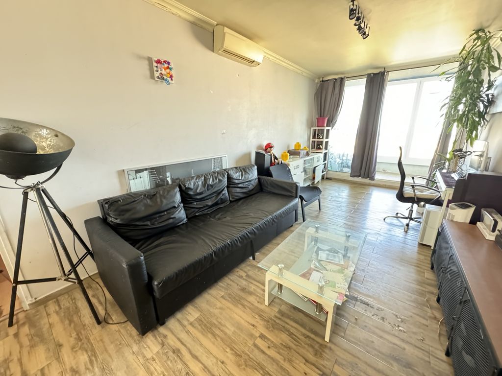 Achat appartement à vendre 4 pièces 78 m² - Marseille 9ème arrondissement