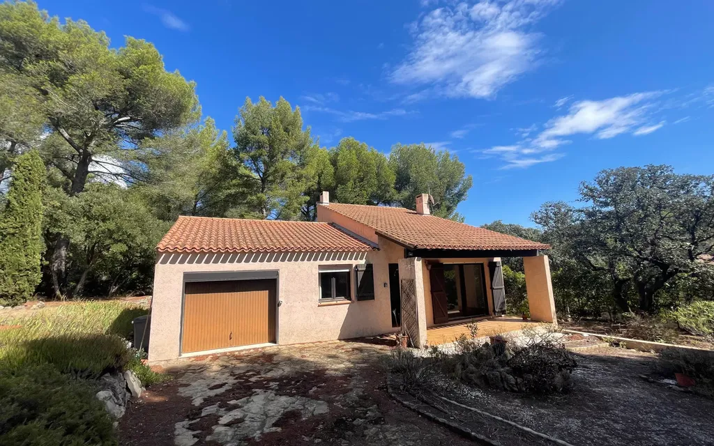 Achat maison à vendre 2 chambres 95 m² - Sanary-sur-Mer