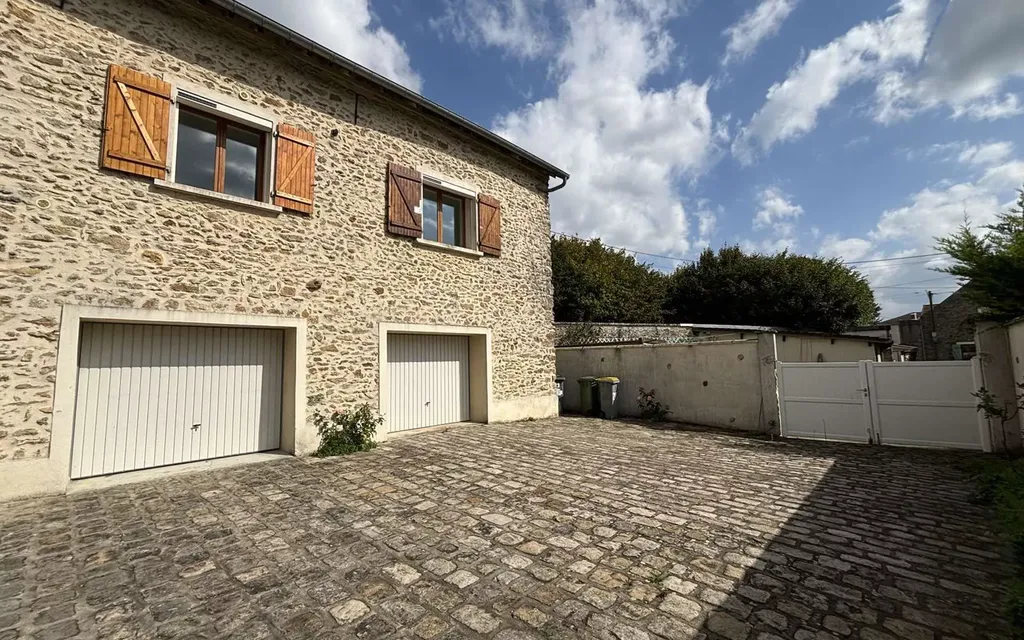 Achat duplex à vendre 4 pièces 76 m² - Saint-Fargeau-Ponthierry