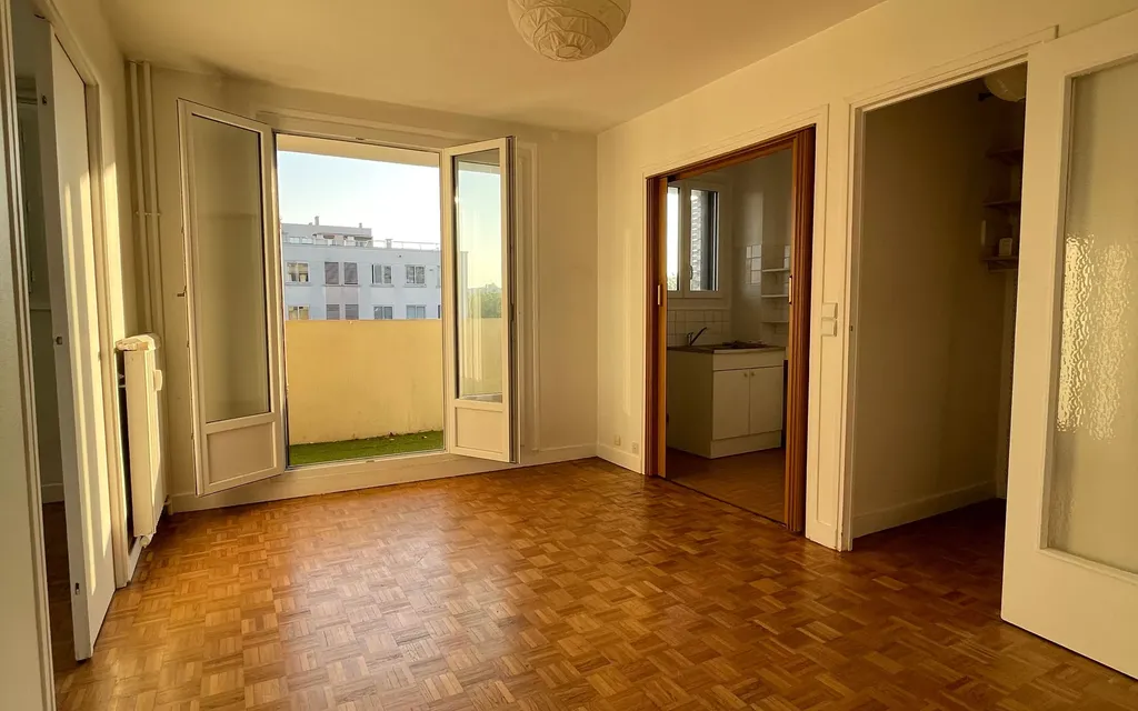 Achat appartement à vendre 2 pièces 31 m² - Saint-Maur-des-Fossés