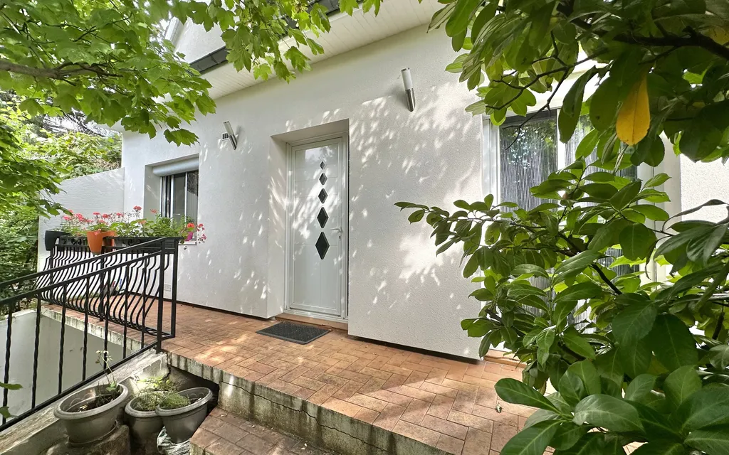 Achat maison à vendre 4 chambres 160 m² - Le Raincy