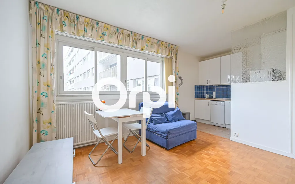 Achat studio à vendre 26 m² - Paris 20ème arrondissement