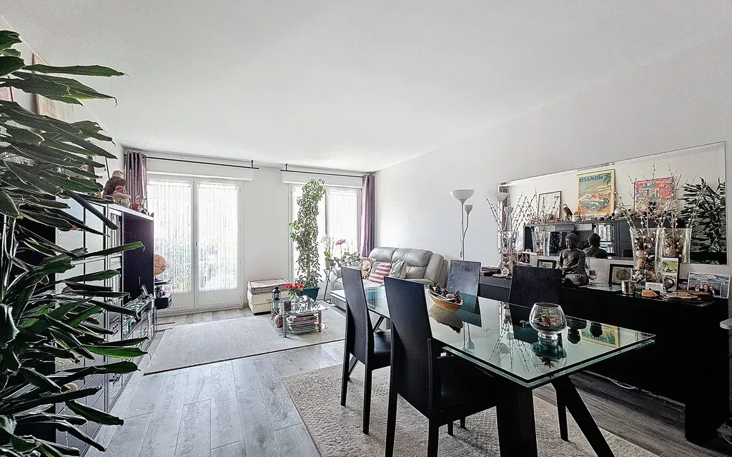 Achat appartement à vendre 4 pièces 81 m² - Rueil-Malmaison