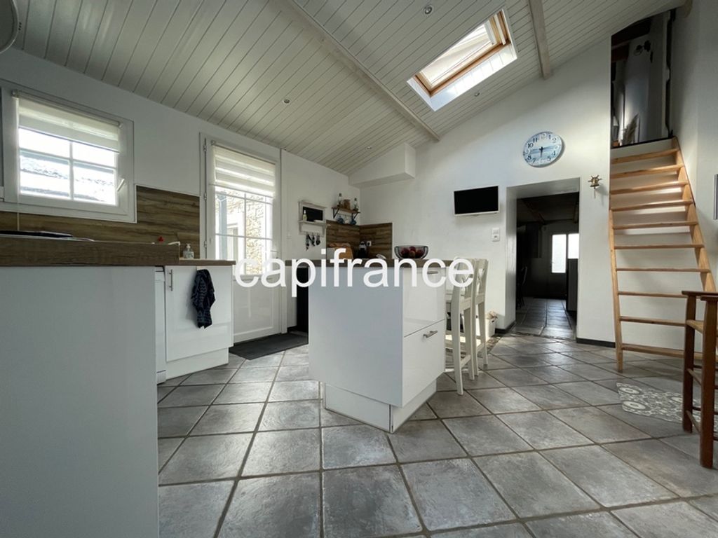 Achat maison à vendre 4 chambres 161 m² - Triaize