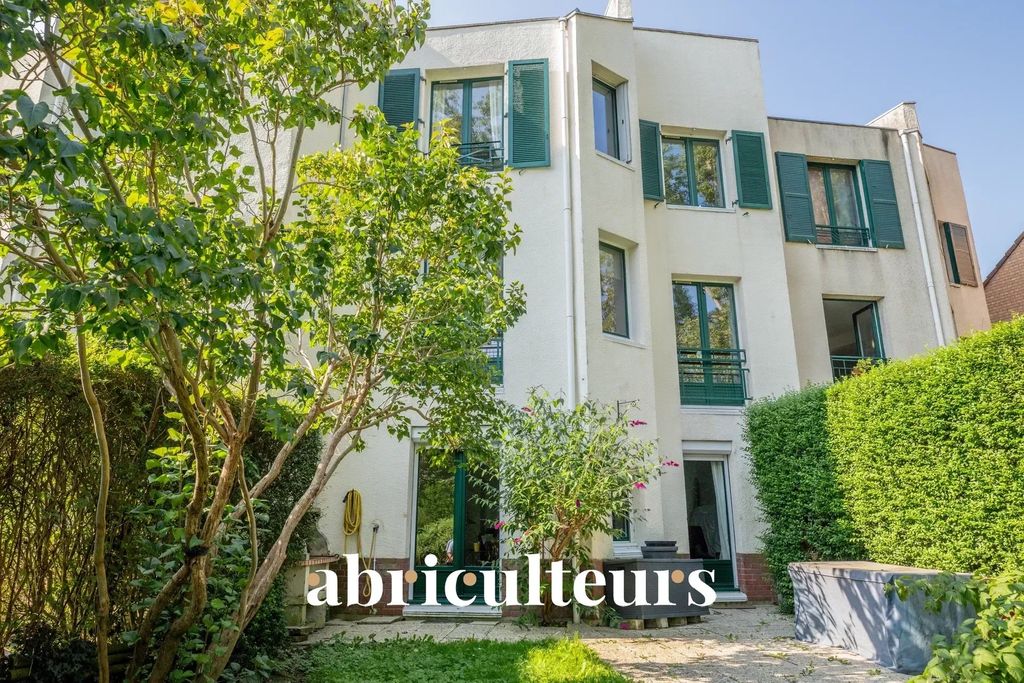 Achat maison à vendre 4 chambres 112 m² - Villeneuve-d'Ascq