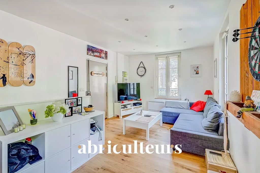 Achat appartement à vendre 2 pièces 46 m² - Saint-Maurice