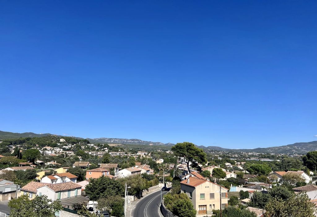 Achat appartement à vendre 3 pièces 67 m² - Marseille 13ème arrondissement