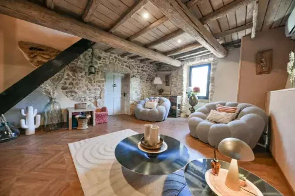 Achat maison à vendre 2 chambres 87 m² - Uzès