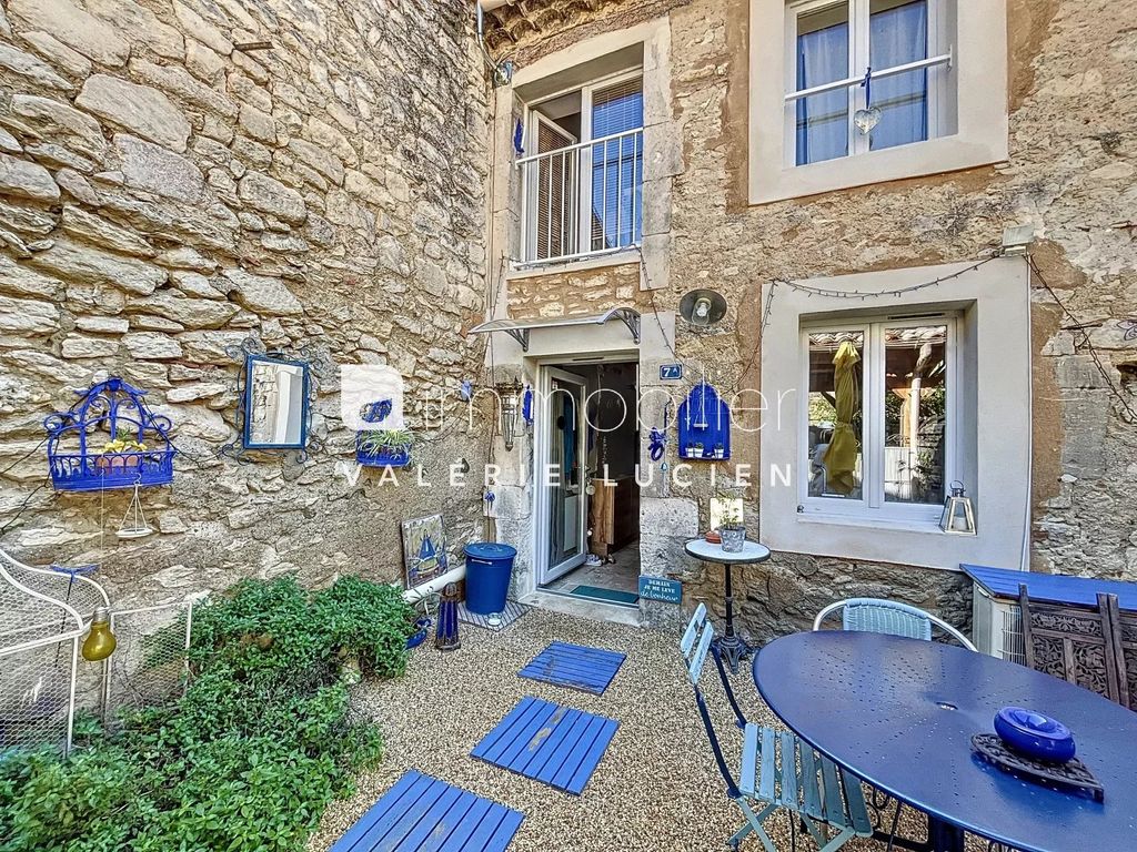 Achat maison à vendre 3 chambres 119 m² - Saint-Rémy-de-Provence