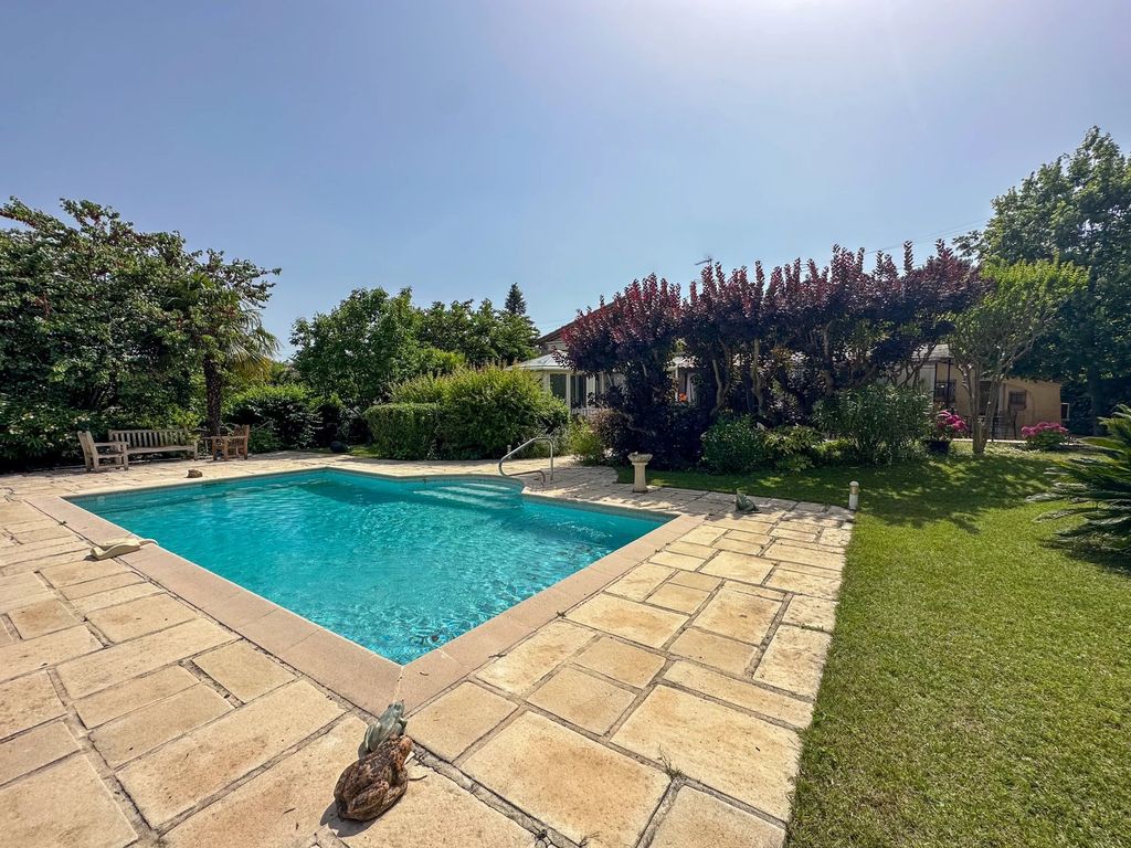 Achat maison à vendre 3 chambres 123 m² - Mougins