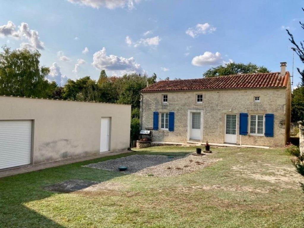 Achat maison à vendre 2 chambres 90 m² - Longré