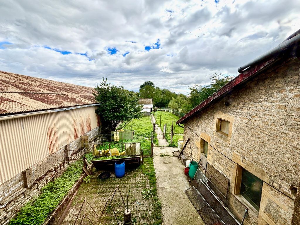 Achat maison à vendre 1 chambre 100 m² - Beuveille