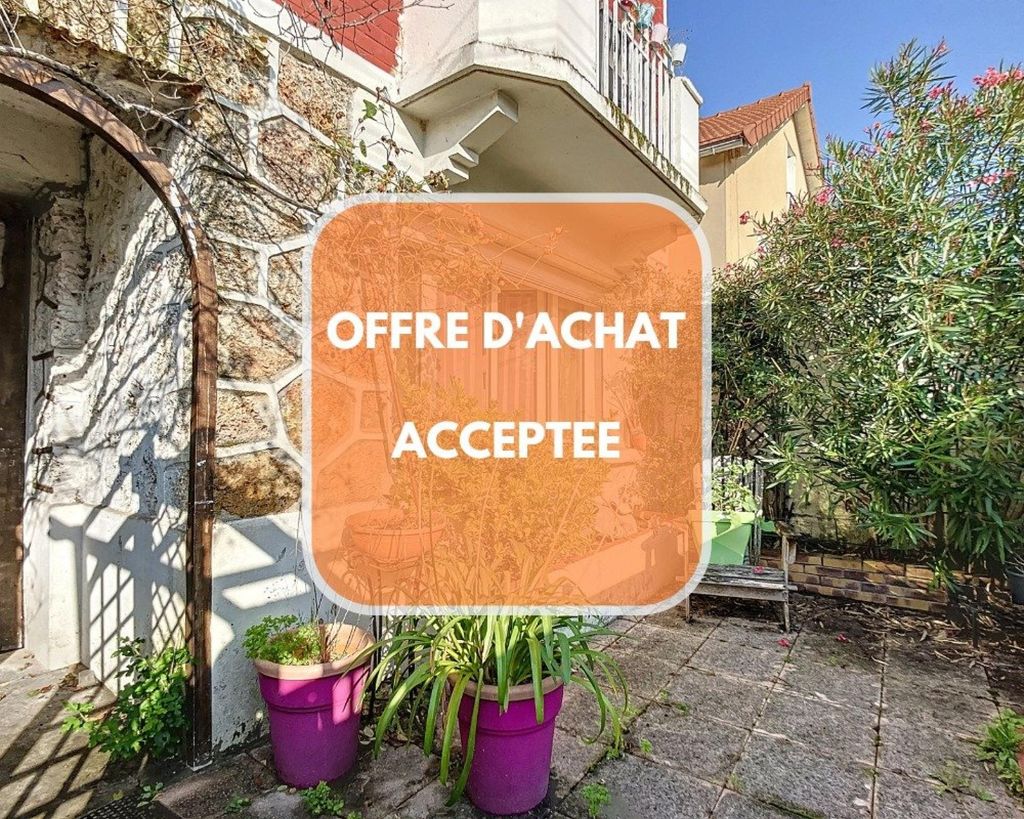 Achat maison à vendre 2 chambres 77 m² - Maisons-Alfort