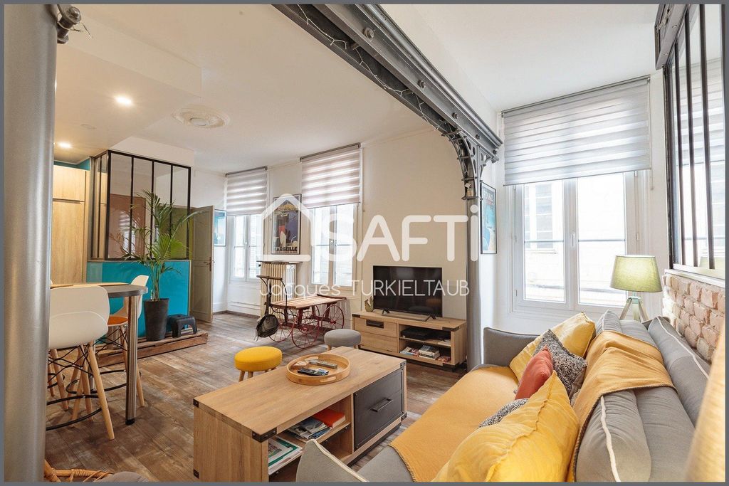 Achat loft à vendre 5 pièces 127 m² - Rochefort