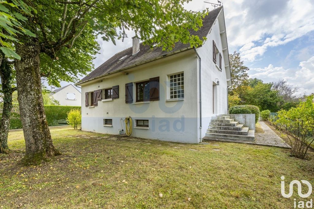 Achat maison à vendre 4 chambres 140 m² - Moret-Loing-et-Orvanne